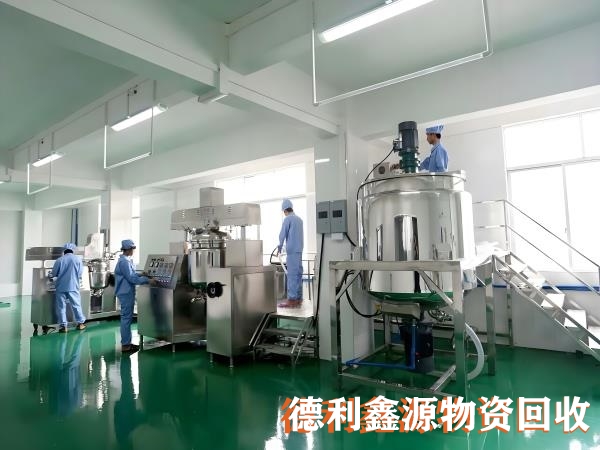 淘汰制药设备回收，制药生产线回收，不锈钢罐回收