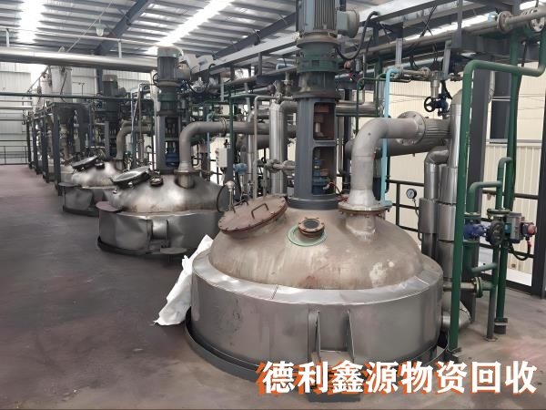 废弃化工厂回收，化工设备回收，专业设备回收